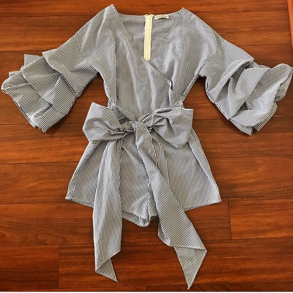 Fashion Nova Dresses & Skirts - Striped Puffy Sleeved Romper
